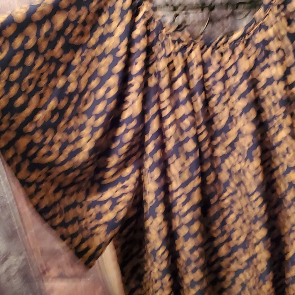 Blouse - Picture 2 of 2